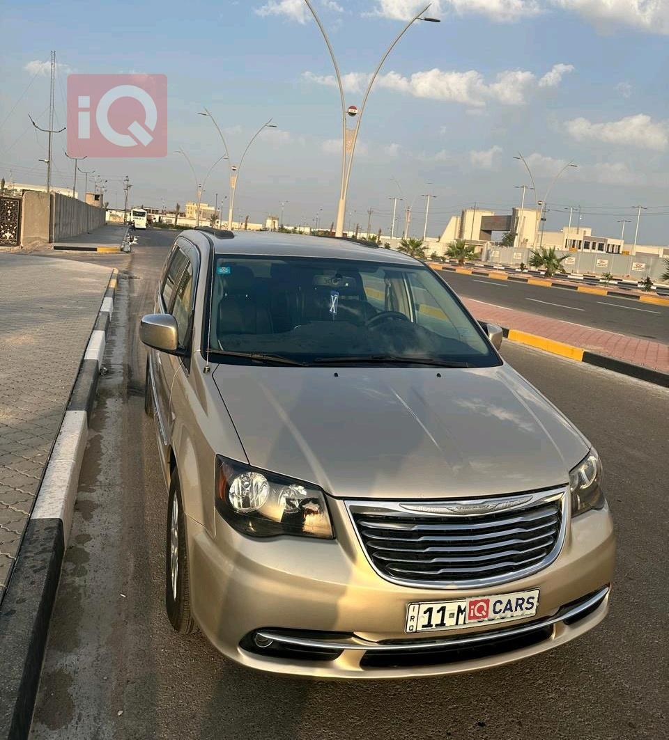 كرايسلر جراند كارافان